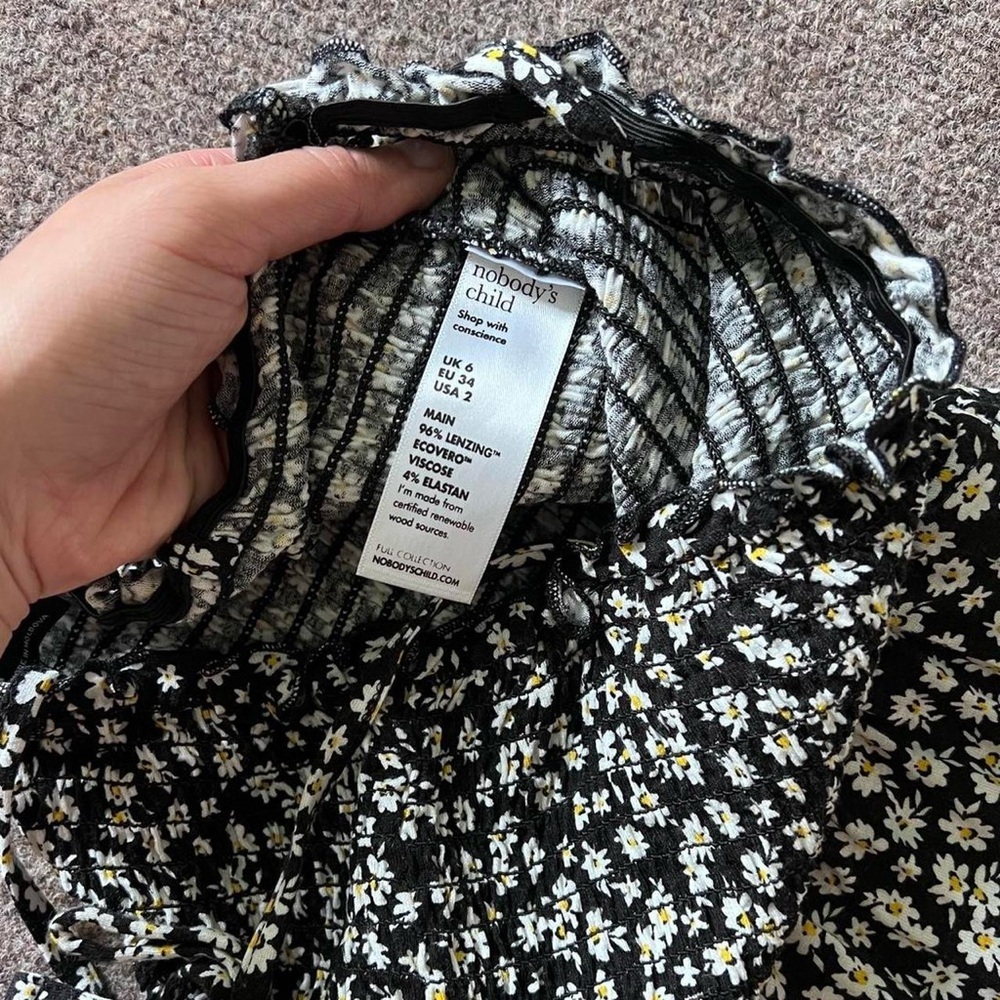 Nobody's Child Wide Leg Floral Pattern Spaghetti Strap Jumpsuit Romper Women’s 2 - Picture 4 of 8